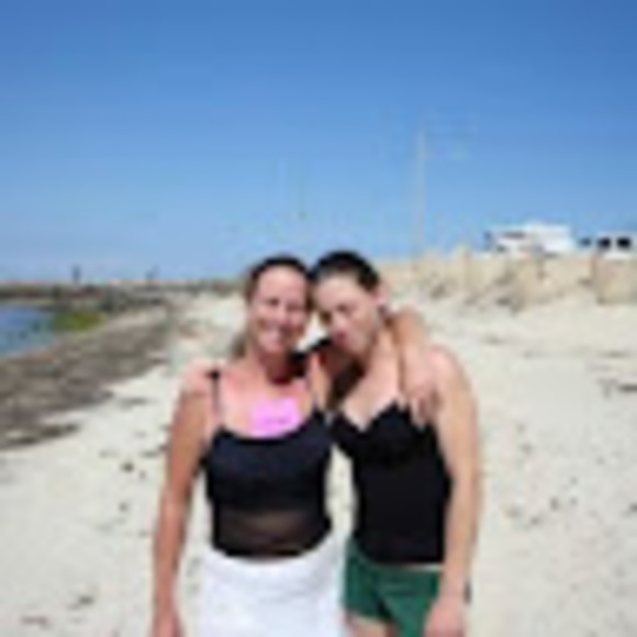 Meet your Posher, Pattie - Picture 1 of 1